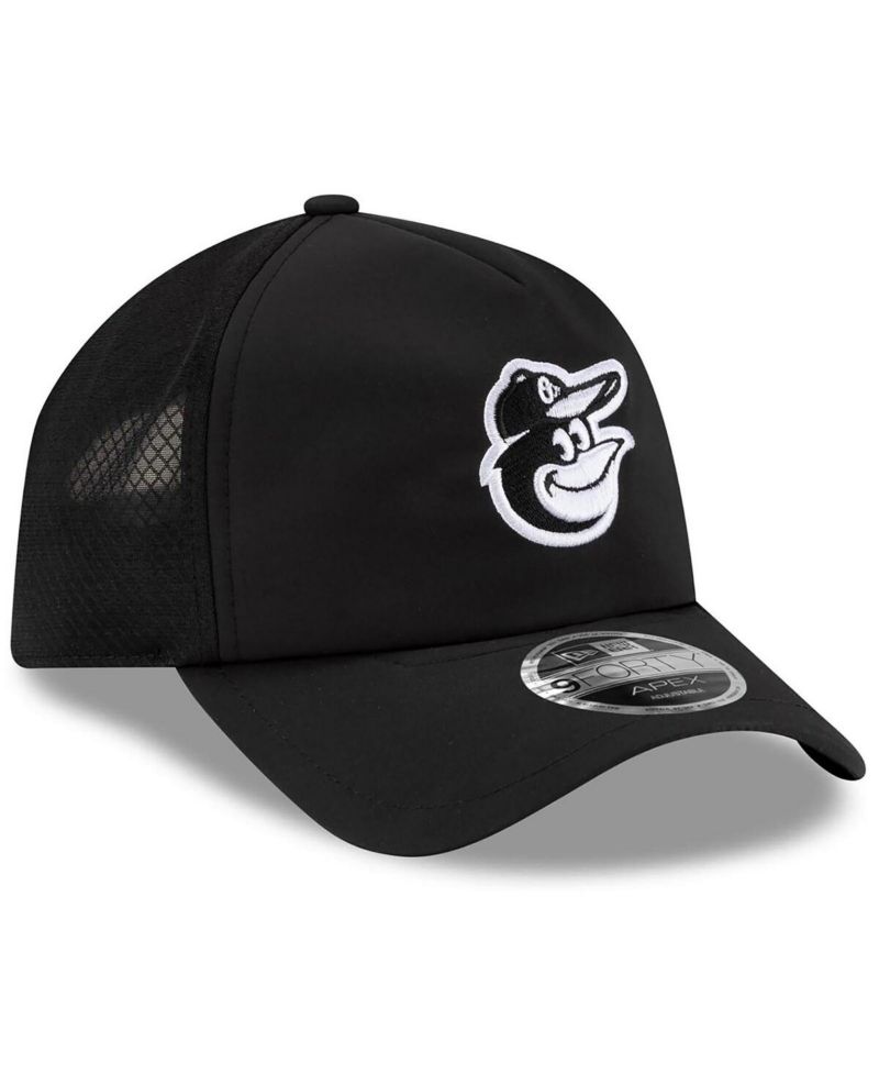 Men's Black Baltimore Orioles 2026 Batting Practice Apex 9FORTY Adjustable Trucker Hat