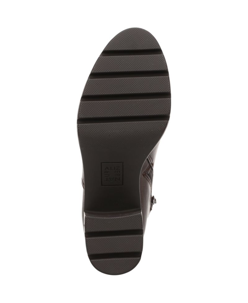 Women's Madalynn-Gore Water Resistant Lug Sole Chelsea Booties