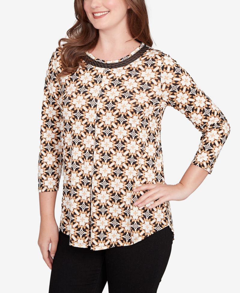 Petite Mesh Textured Geo Puff Print Top