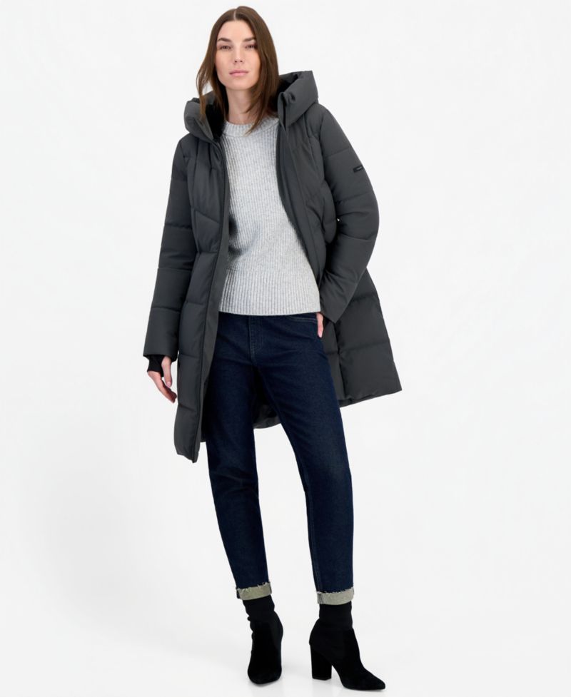 Women's Hooded Zippered Puffer Coat