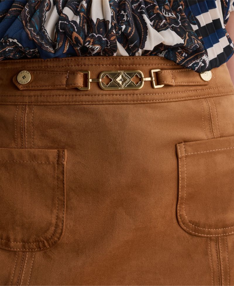 Women's A-Line Mini Patch-Pocket Skirt
