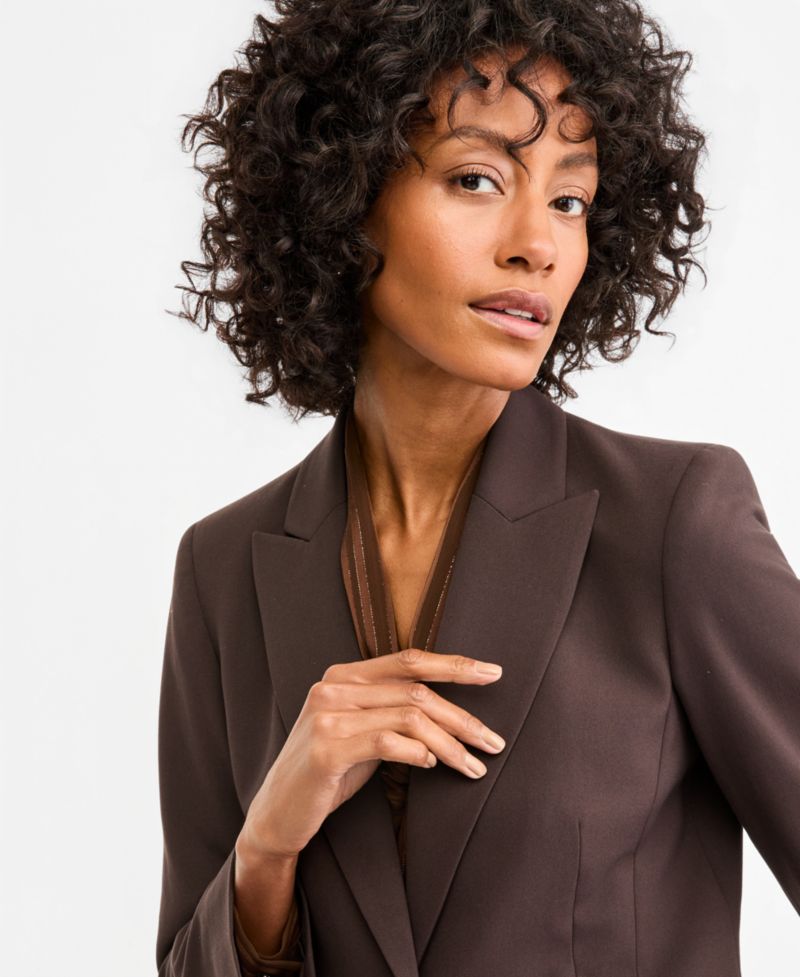 Petite One-Button Peak Lapel Stretch Blazer
