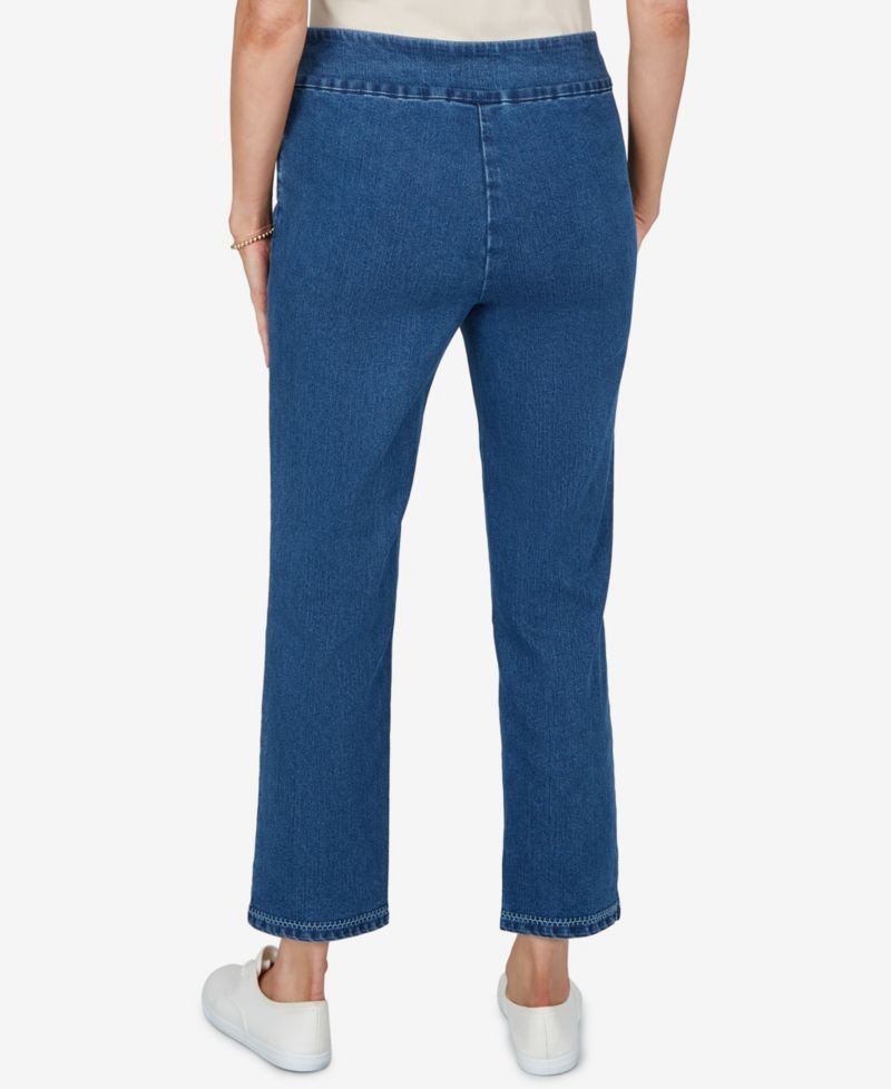 Petite Pull-On Straight Cropped Denim Jeans
