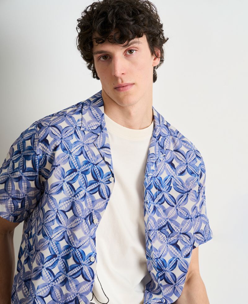 Men's Regular-Fit Printed Shorts