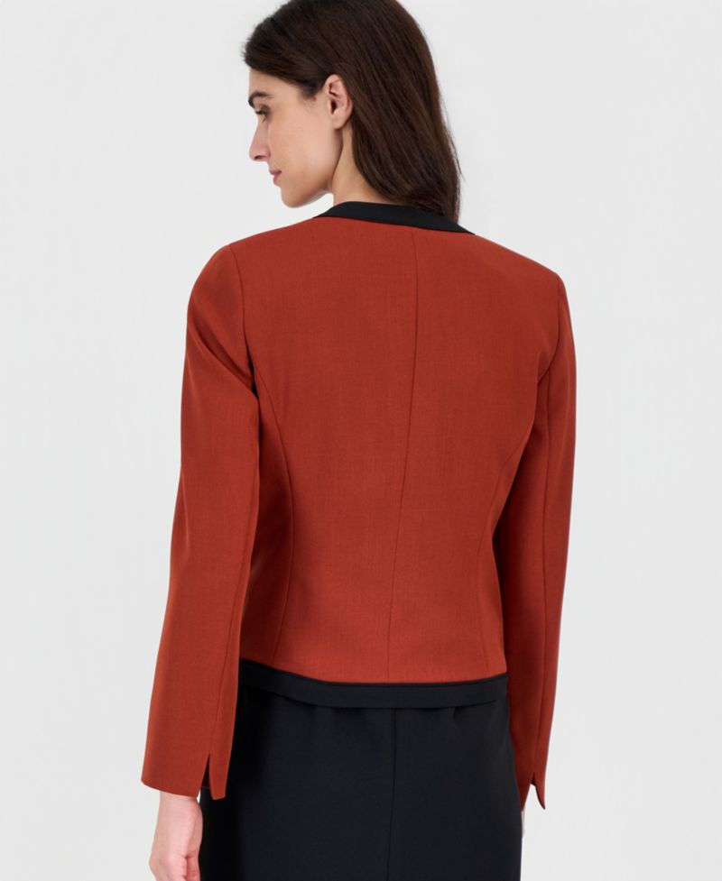 Women's Long Sleeve Stretch Crepe Framed Jacket
