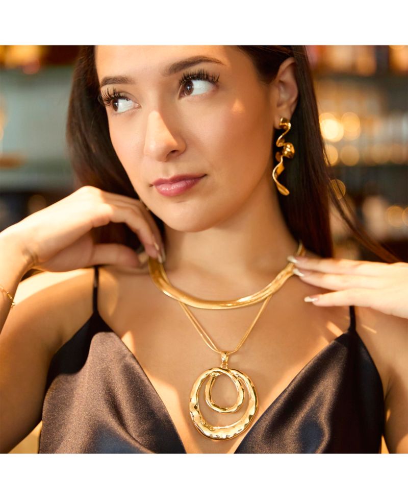 Layered Spiral Pendant Necklace