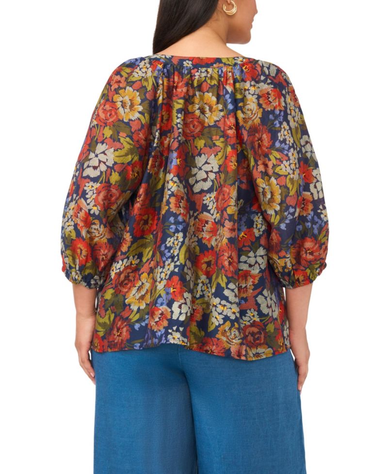 Plus Size Raglan Sleeve V-Neck 3/4-Sleeve Blouse