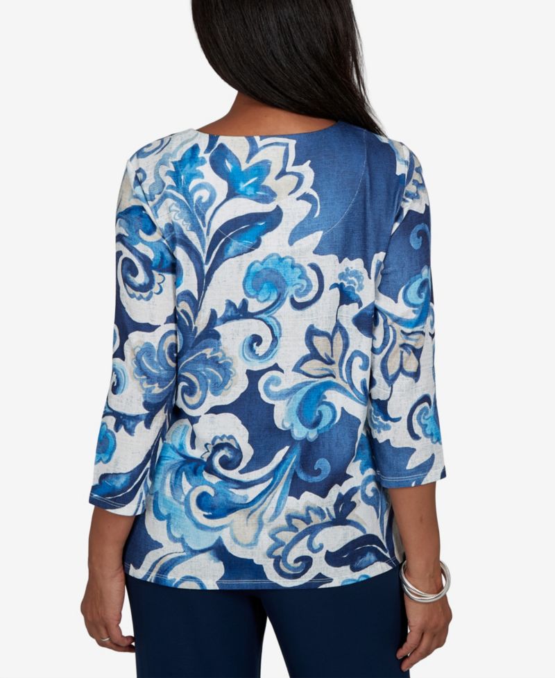 Petite Keyhole Neck 3/4-Sleeve Knit Top