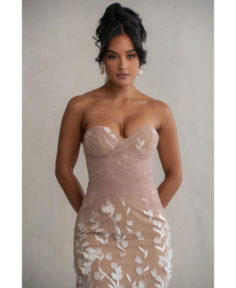 Women's Everlasting Embroidered Gown
