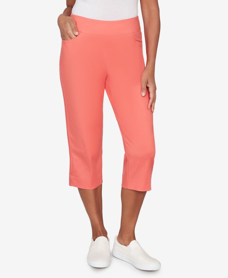 Women's Resort Living Smooth Waist Easy Pull- On Capri Pants