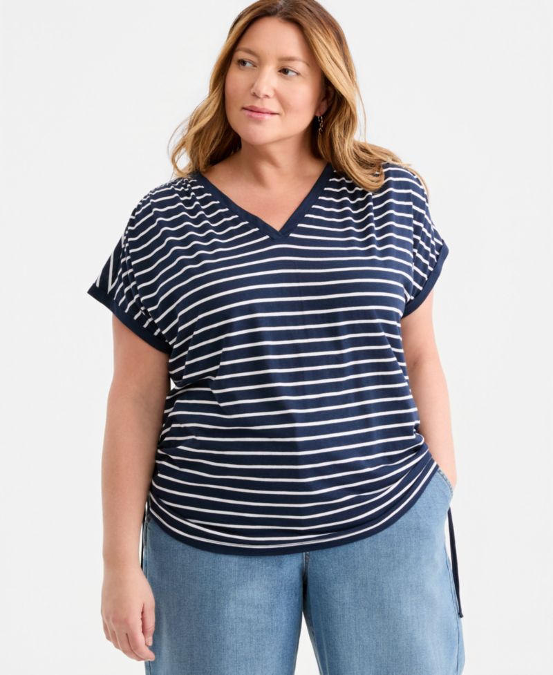 Plus Size Printed Ruched Tie-Hem V-Neck Top