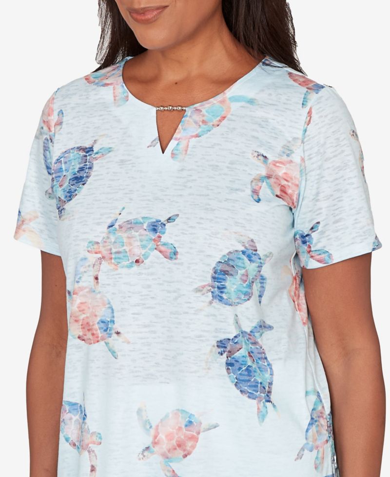 Women's Sea Turtle Keyhole Neck T-Shirt
