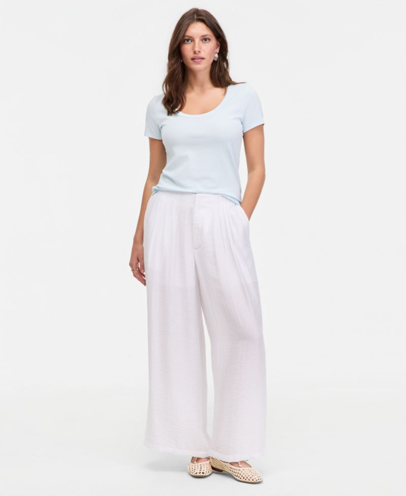 Women's Scoop-Neck Layering T-Shirt