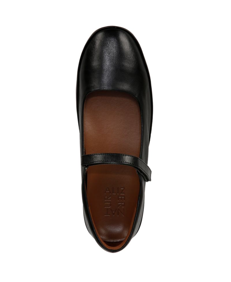 Women's Behold Round Toe Mary Jane Flats