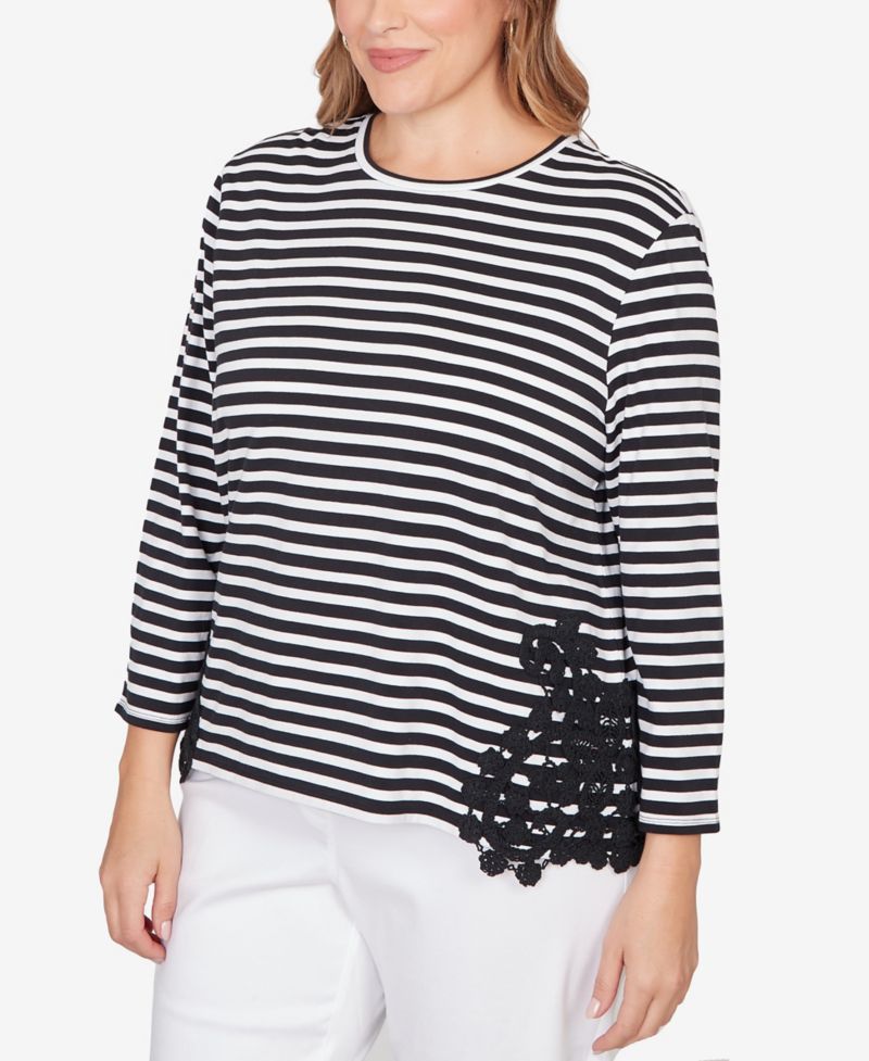 Plus Size Crew Neck Stripe Cotton Lace Applique Top