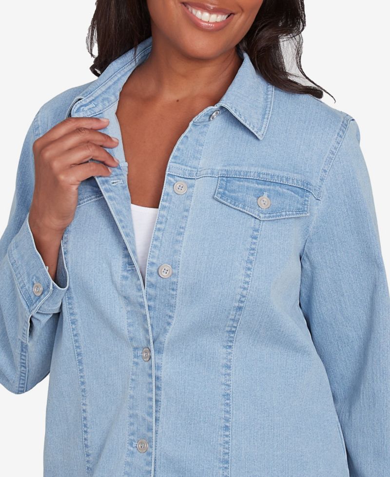 Women's Classic Fit Denim Jacket
