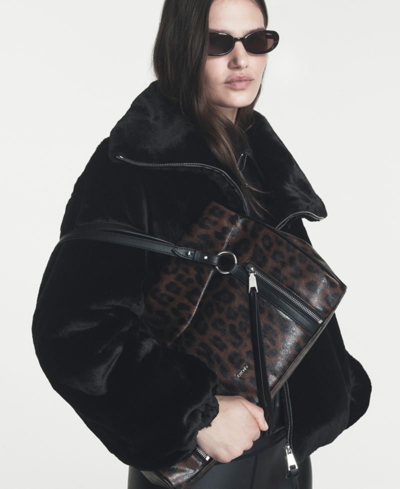 Women's Short Faux Fur Coat