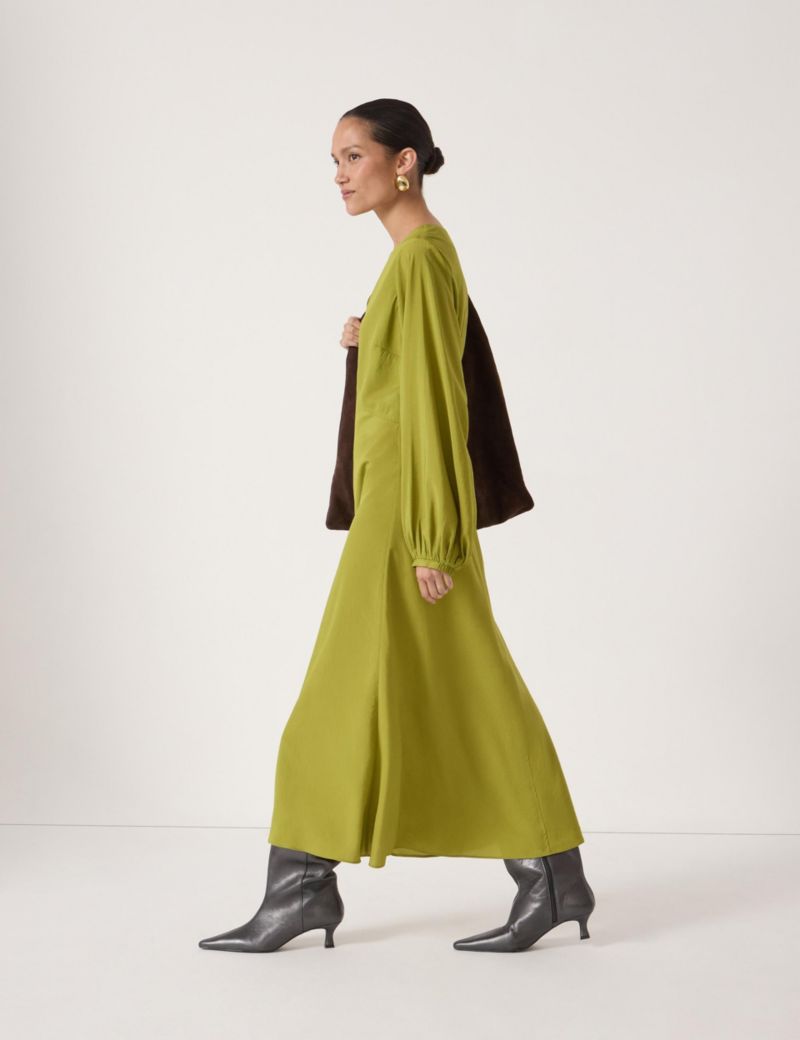 Women's Grace V-Neck Long Sleeve Dress