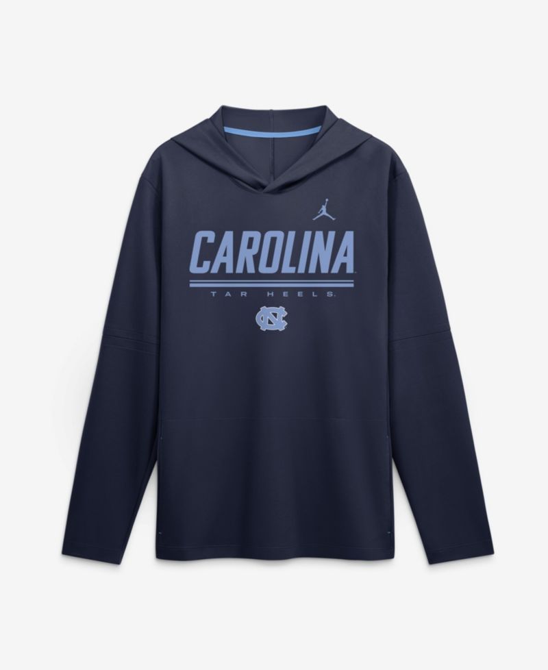 Men's Navy North Carolina Tar Heels 2026 Sideline Lightweight Long Sleeve Hooded Dri-FIT T-Shirt