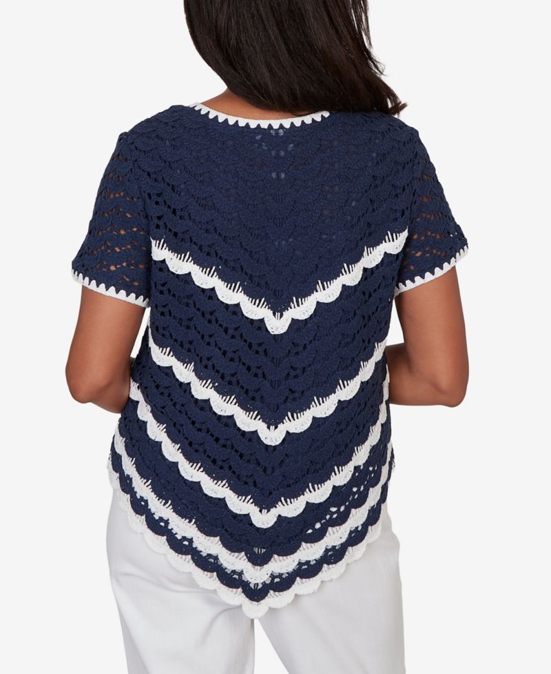 Women's Port Side Chevron Crochet Short-Sleeve T-Shirt