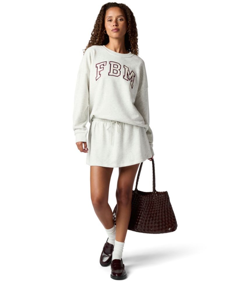 Juniors' Oversized Graphic Crewneck Sweatshirt