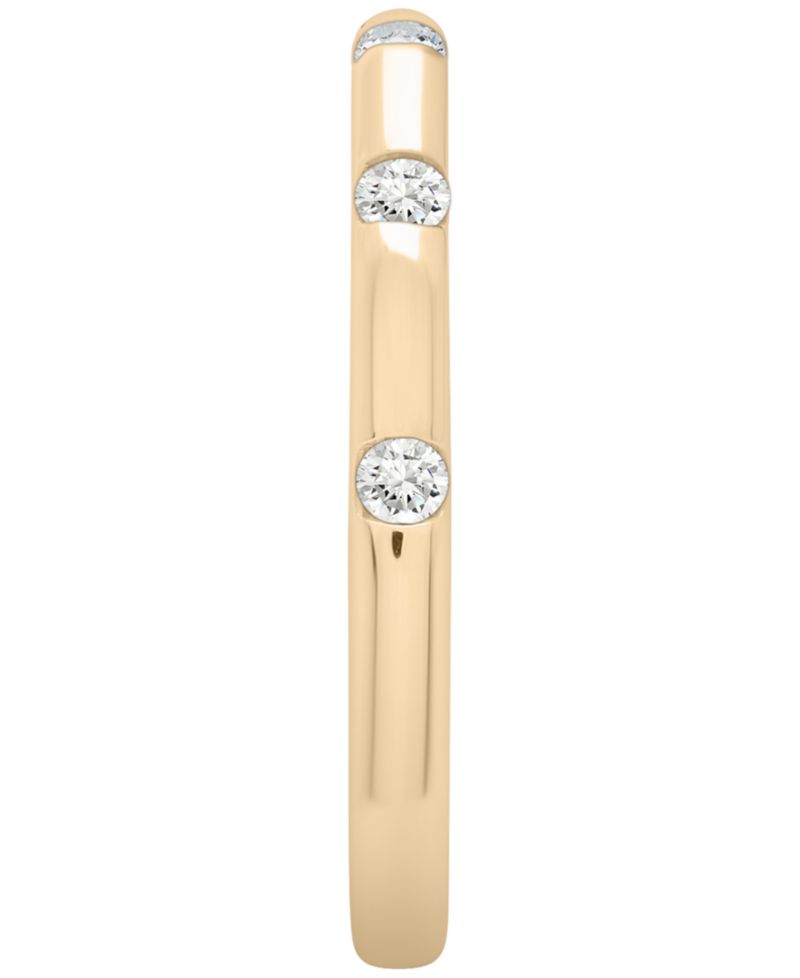 Diamond Ring (1/6 ct. t.w.) in 10K Yellow Gold