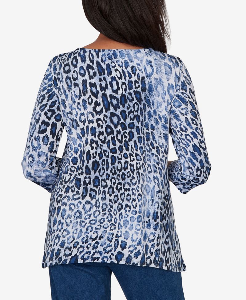 Petite Animal Printed Top with Necklace