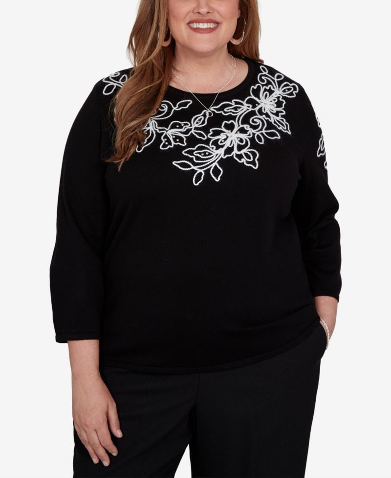 Plus Size Floral Scroll Soutache Sweater