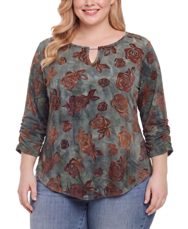 Plus Size Keyhole 3/4-Sleeve Blouse