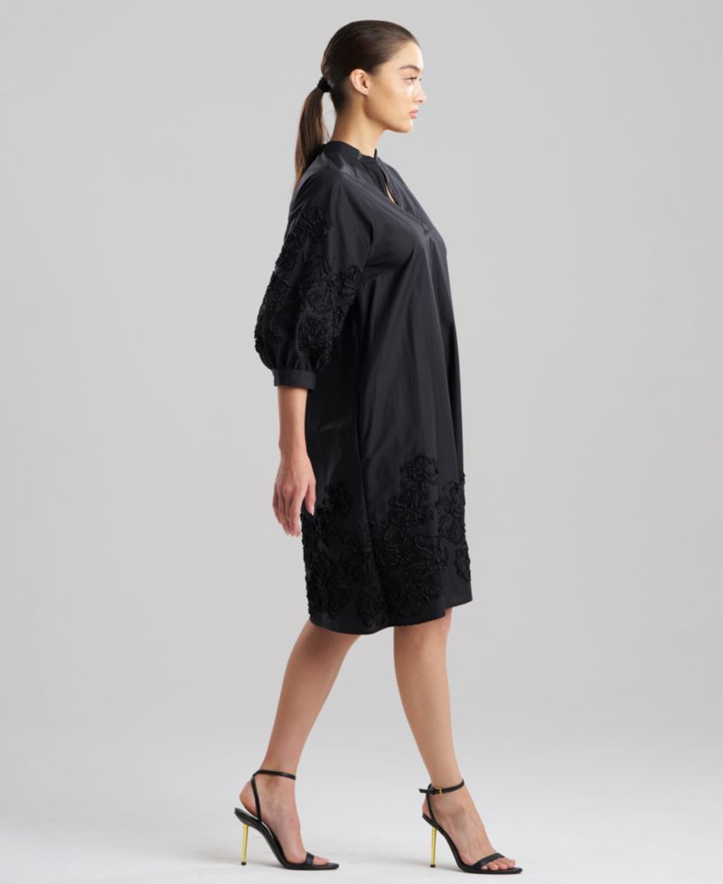 Women's Carnation Embroidery V-Neck Dress