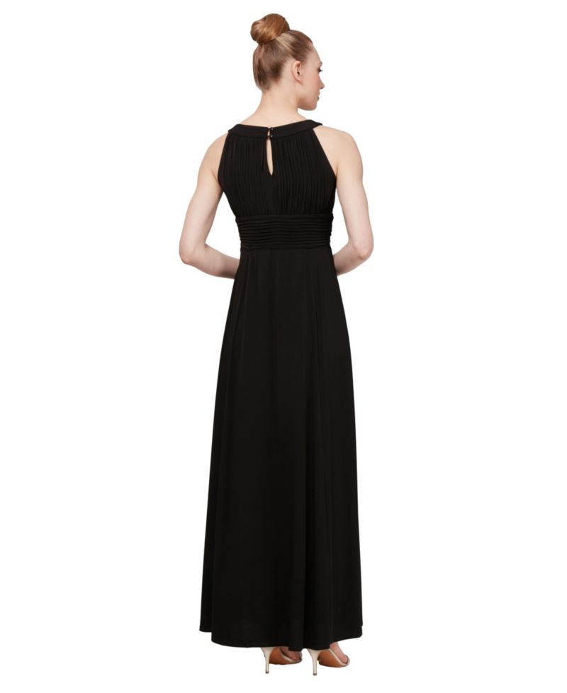Sleeveless Pleated Maxi Dress