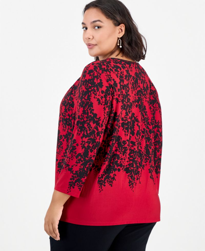 Plus Size 3/4-Sleeve Floral Keyhole Blouse