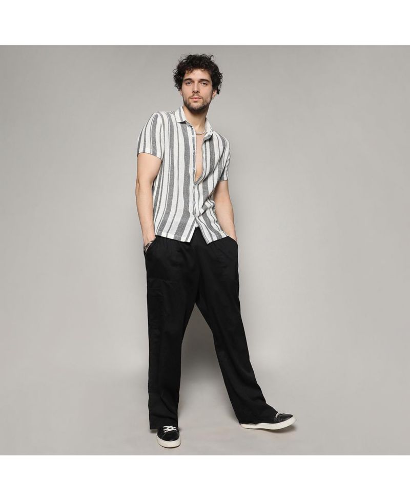 Men's White & Grey Unbalanced Striped Woven Shirt