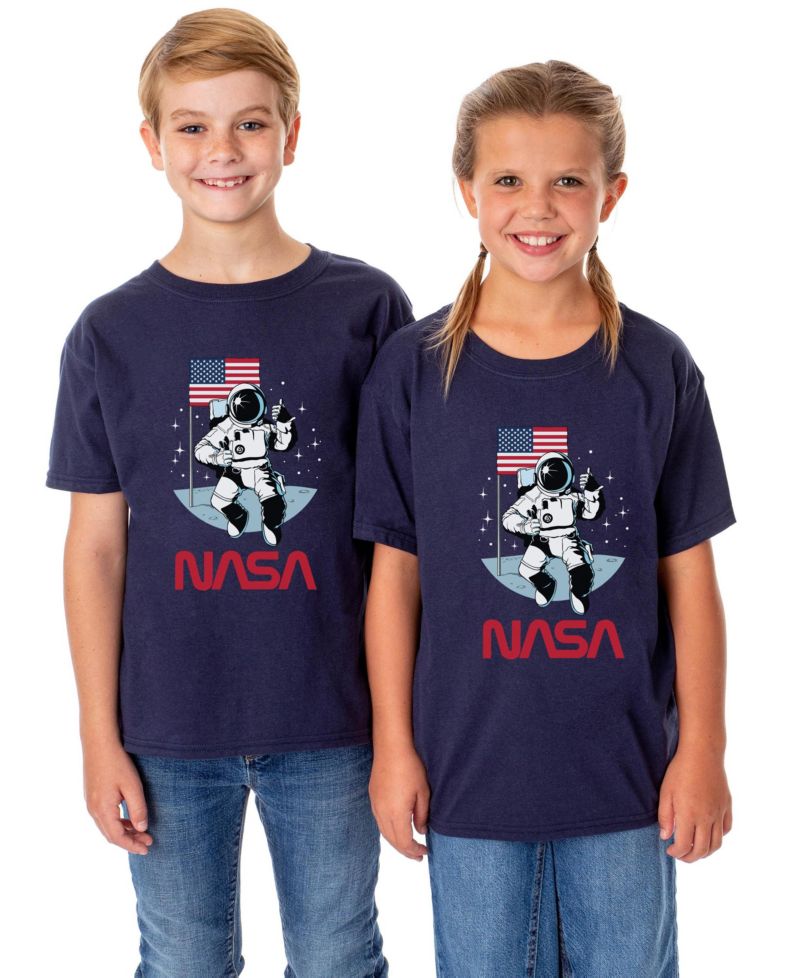 Boys' Retro Letter Logo Thumbs Up Astronaut Crewneck Kids T-Shirt