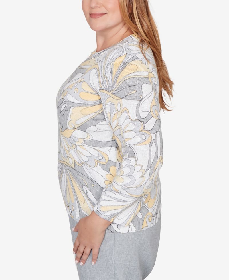 Plus Size Al Fresco Abstract Butterfly Ribbed Crew Neck Sweater