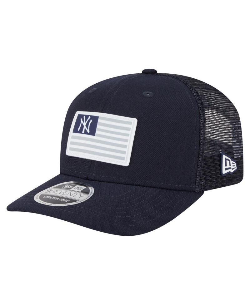 Men's Navy New York Yankees Flag 9SEVENTY Stretch-Snap Hat