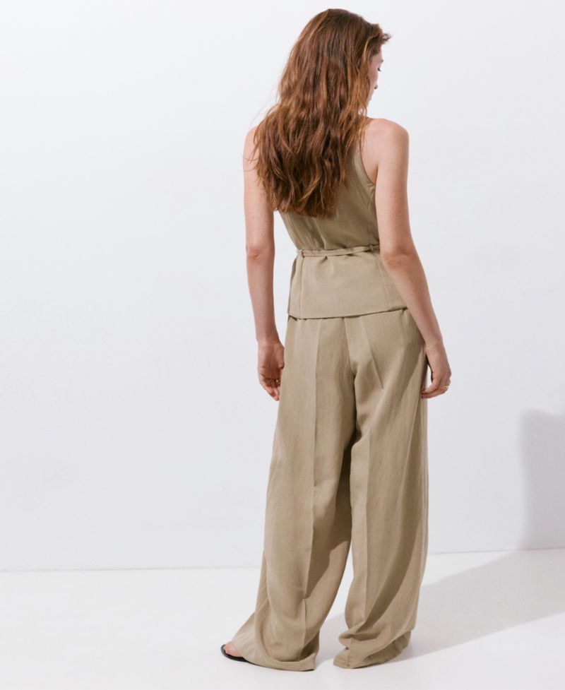 Women's Crossover V-Neck Wide-Leg Sleeveless Jumpsuit