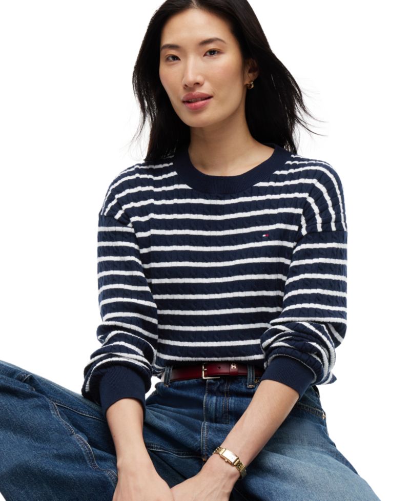 Women's Cable-Knit Crewneck Long-Sleeve Sweater