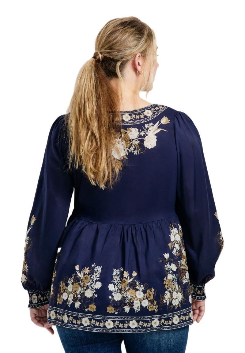 Women's Plus Size Ethereal Escape Top