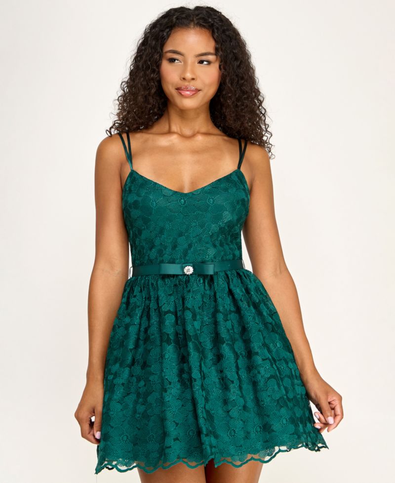 Juniors' V-Neck Sleeveless Dress