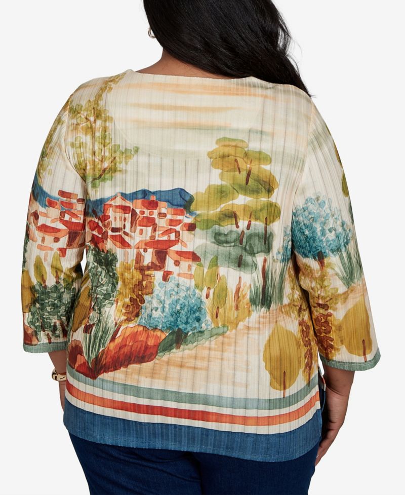 Plus Size 3/4-Sleeve Side-Slit T-Shirt