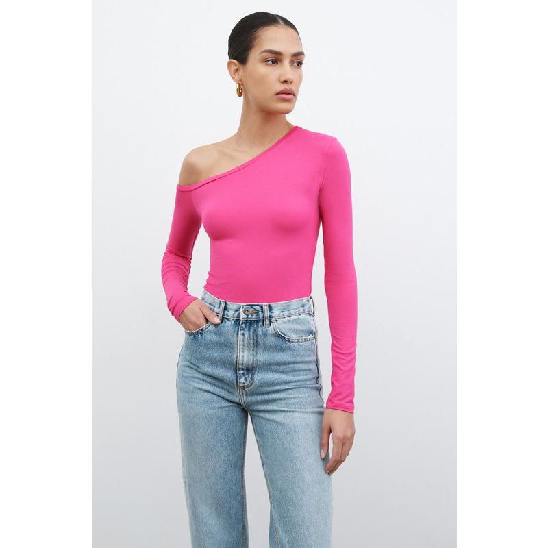 Women's Murray Fitted Off-Shoulder Extra-Long Sleeve Jersey Top