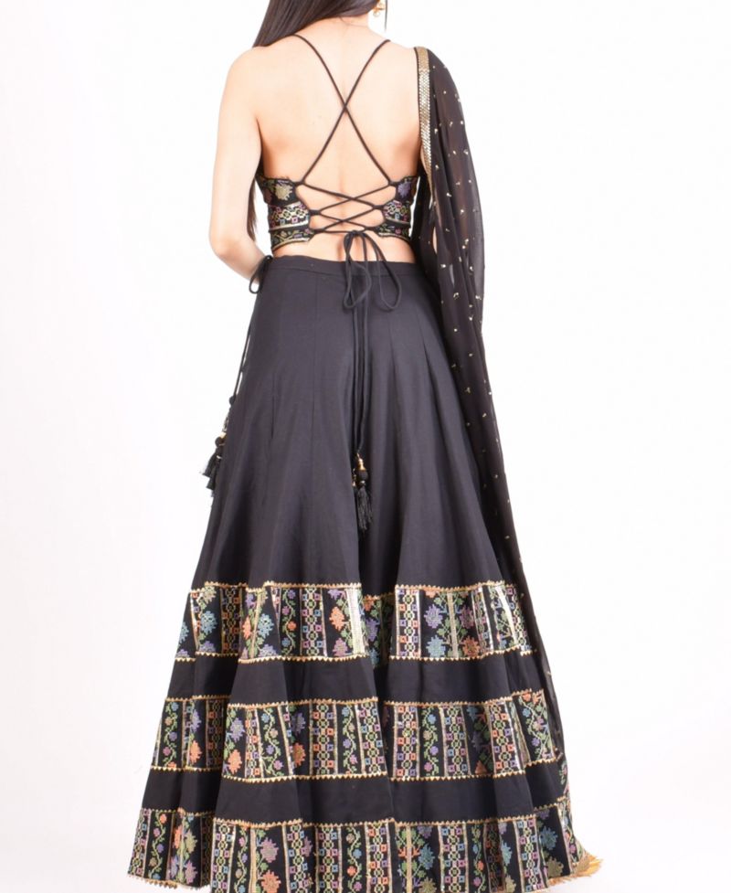 Women's Zoya Sequins Embroidered Chaniya Choli Set
