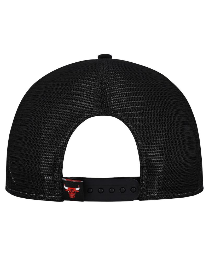 Men's Red/Black Chicago Bulls Outdoor Split Panel 9FIFTY Snapback Hat