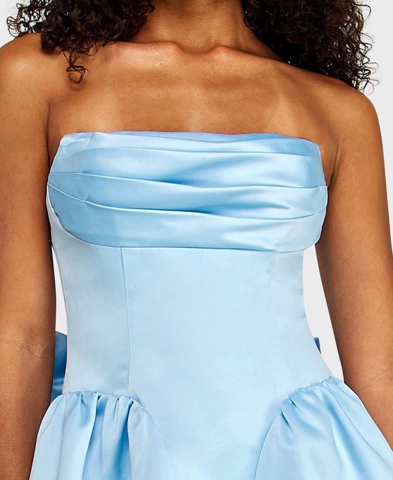 Juniors' Back Bow Detail Strapless Pleated Satin Dress