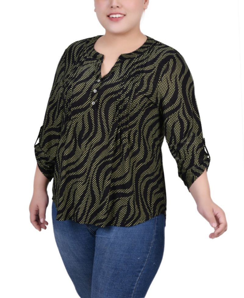 Plus Size 3/4 Roll Tab Pullover Top