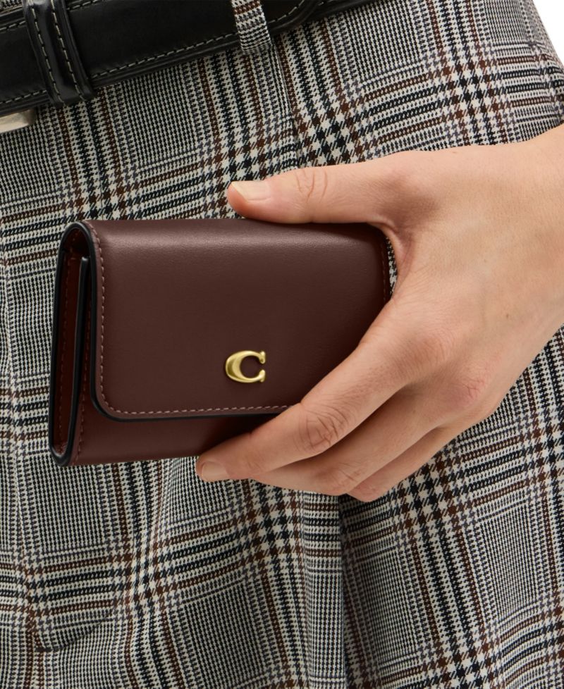 Essential Leather Flap Card Case