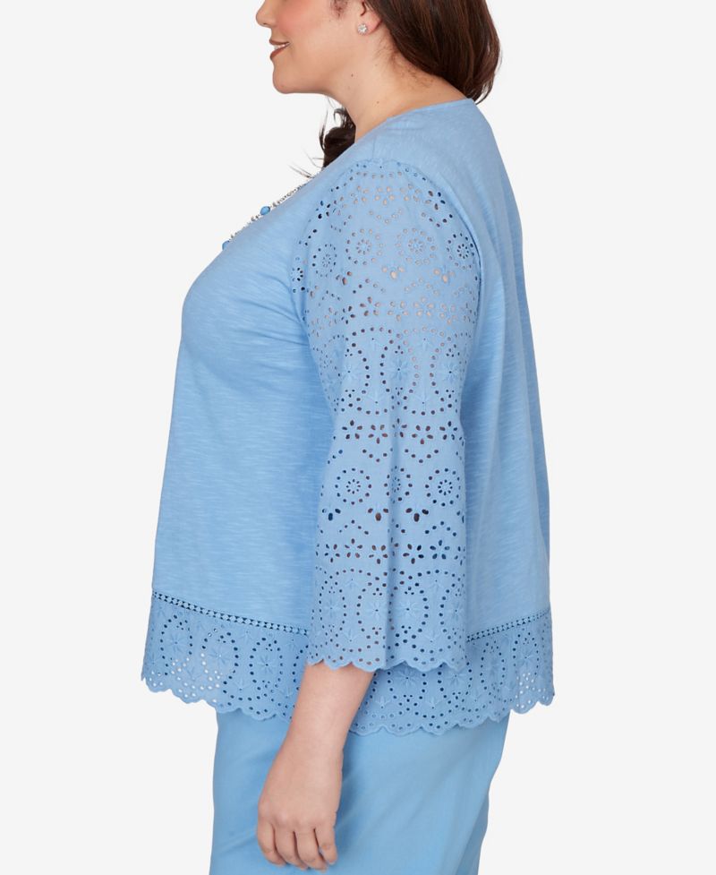 Plus Size St. Augustine Solid Eyelet Trim Top with Necklace
