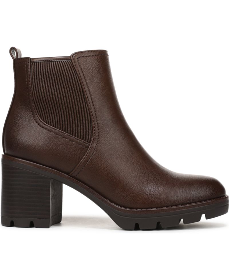 Women's Madalynn-Gore Water Resistant Lug Sole Chelsea Booties
