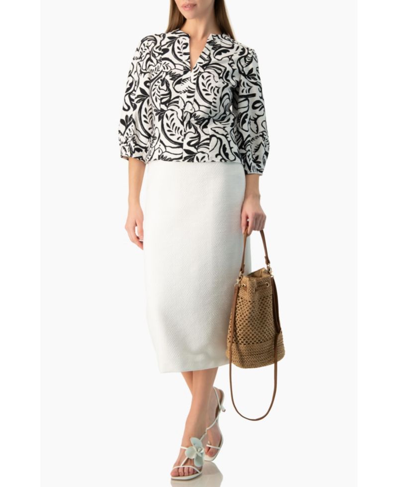 Women's Graphic Brushstroke Floral Woven V-Neck Blouse